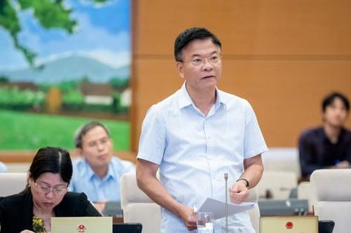 Không tổ chức văn phòng công chứng theo mô hình doanh nghiệp tư nhân