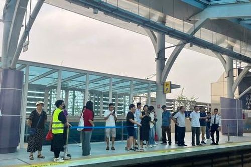 Tuyến metro Nhổn - ga Hà Nội: Người dân phấn khởi vì tiện đi lại, không tắc đường