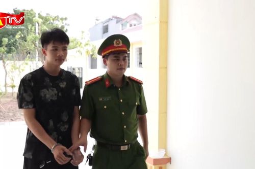 Triệt xóa ổ nhóm 'bán lẻ' ma túy trong khu đô thị, thu giữ nhiều súng đạn