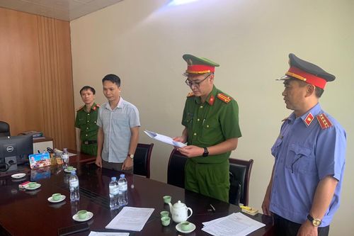 Phó Hiệu trưởng trường Trung cấp nghề Hưng Đô bị khởi tố