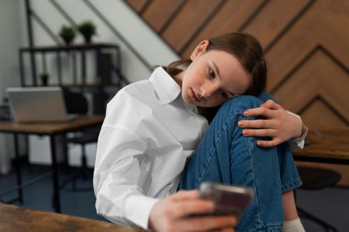 6 dấu hiệu cho thấy bạn đang bỏ bê con cái
