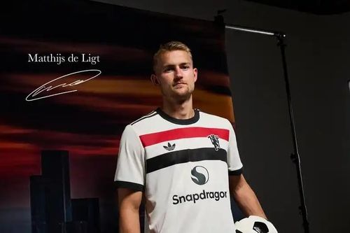 Số liệu cho thấy De Ligt là món hời của MU