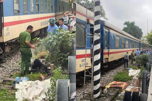 Người đàn ông lao vào đường ray bị tàu hỏa đâm tử vong ở Hoàng Mai