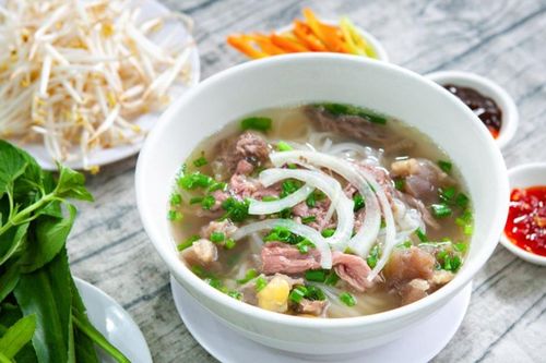 Chữ và nghĩa: Muôn vị… phở