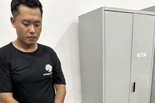 Phát hiện đối tượng chuẩn bị hung khí đi cướp ngân hàng