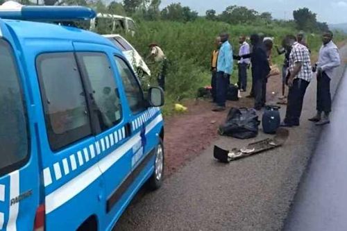 Nigeria: Đâm xe liên hoàn trên cao tốc khiến 16 người chết, 17 người bị thương