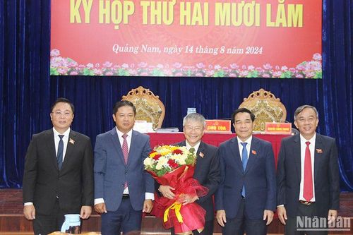Đồng chí Nguyễn Đức Dũng được bầu làm Chủ tịch Hội đồng nhân dân tỉnh Quảng Nam