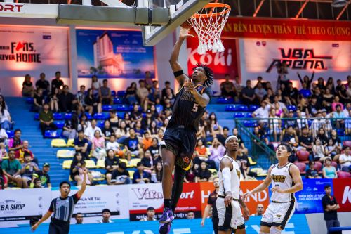Danang Dragons tạo 'cơn địa chấn'