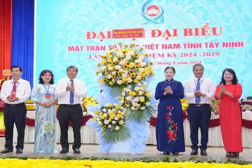 Đồng chí Võ Đức Trong làm Chủ tịch Ủy ban Mặt trận Tổ quốc Việt Nam tỉnh Tây Ninh