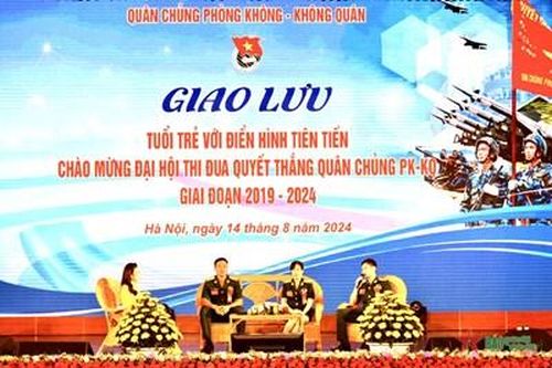 Lan tỏa điển hình tiên tiến trong tuổi trẻ Quân chủng Phòng không - Không quân
