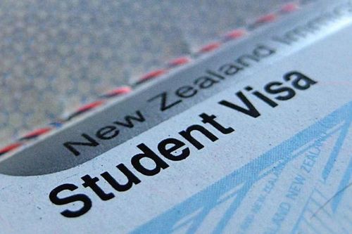 New Zealand tăng gấp đôi lệ phí thị thực du học