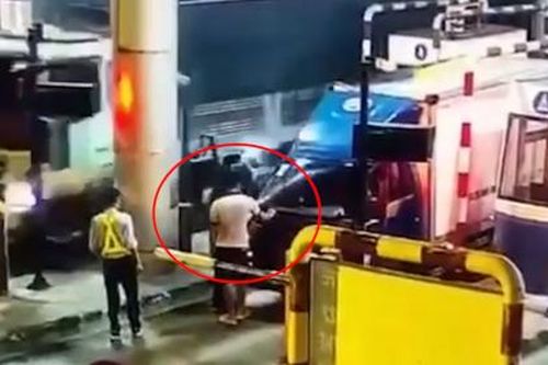 Công an mật phục bắt nghi phạm hiếp dâm cô gái 24 tuổi