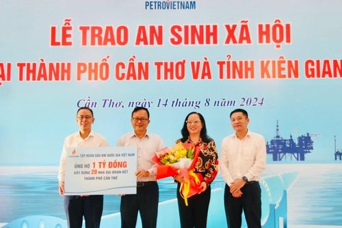 Petrovietnam trao tài trợ an sinh xã hội và phát động trồng cây xanh tại Cần Thơ