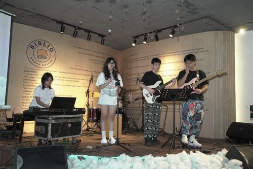 Học sinh Hà Nội tổ chức đêm nhạc gây quỹ xây bếp ăn bán trú cho trẻ vùng cao