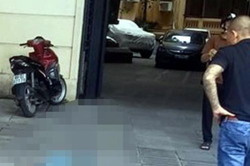 Sau uống rượu, kẻ 9 tiền án tiền sự chém gục người đàn ông ở vỉa hè Hà Nội