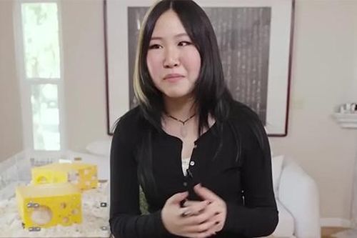 Cô gái 17 tuổi kiếm hơn 10 tỷ nhờ bán lồng dành cho những chú chuột lang