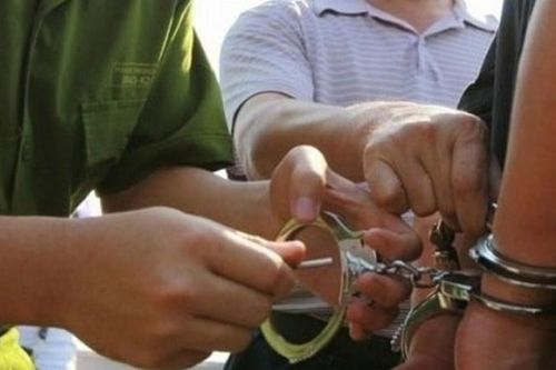 Bắt Chi cục trưởng Thi hành án dân sự ở Bến Tre vì nhận hối lộ