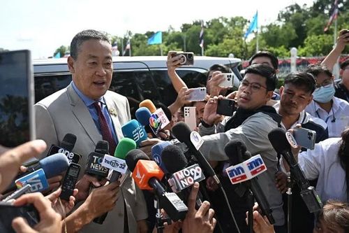 Tòa án bãi nhiệm Thủ tướng Thái Lan