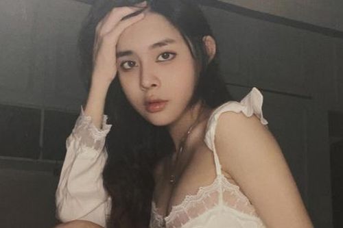 Bạn gái cầu thủ Văn Thanh giờ thế nào sau khi học chơi bida?