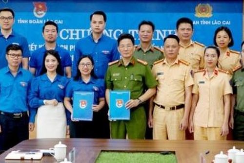 Lào Cai: Ký kết chương trình phối hợp tuyên truyền đảm bảo trật tự, an toàn giao thông trong thanh, thiếu nhi
