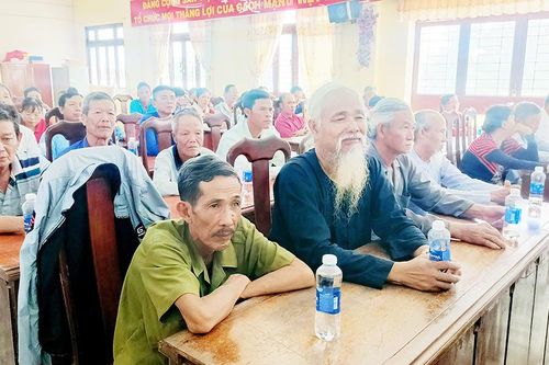 Châu Phú đối thoại với Nhân dân