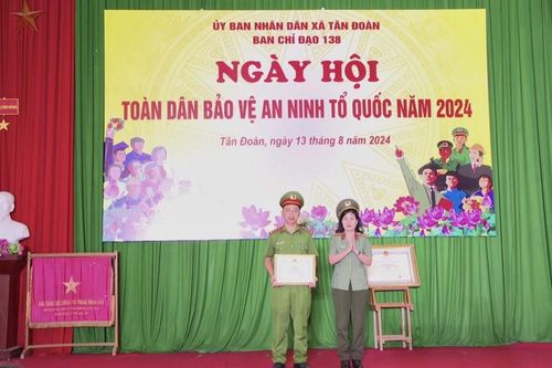 Xã Tân Đoàn (huyện Văn Quan) tổ chức ngày hội toàn dân bảo vệ an ninh Tổ quốc