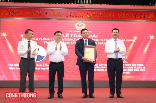 PGS.TS Đinh Văn Châu đoạt giải Nhất Cuộc thi bảo vệ nền tảng tư tưởng của Đảng ngành Công Thương