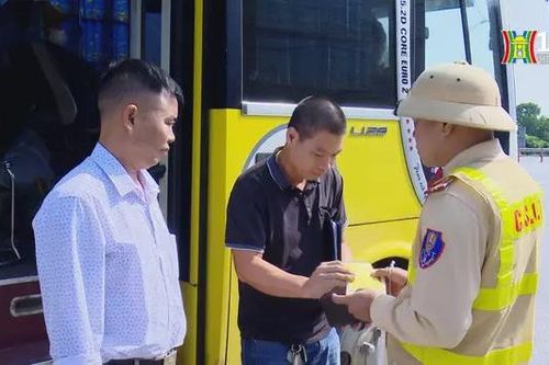 Phương tiện nào phải lắp thiết bị giám sát hành trình?