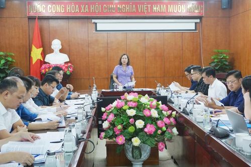 Giám sát việc triển khai Chương trình phát triển kết cấu hạ tầng giao thông đối với Sở Giao thông Vận tải, Sở Kế hoạch và Đầu tư