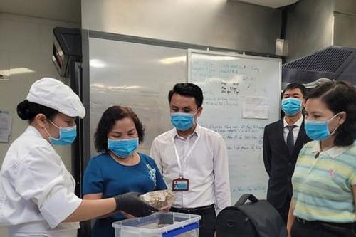 Kết quả kiểm tra bánh trung thu khách sạn 5 sao tại quận Ba Đình