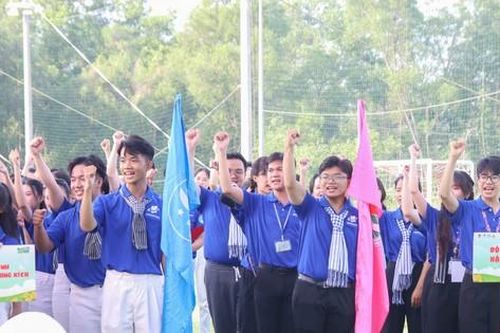 Chiến sĩ Mùa Hè Xanh OU: 64 ngày cống hiến của hơn 450 trái tim rực lửa