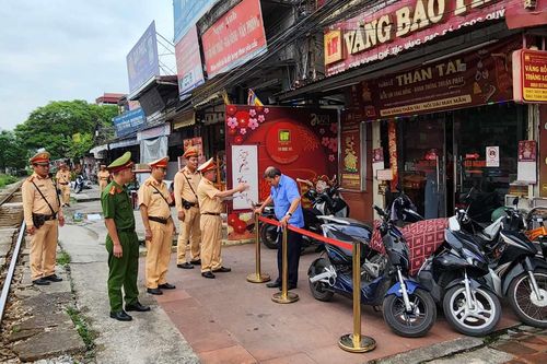 Tuyên truyền xóa 'điểm đen' tai nạn đường sắt