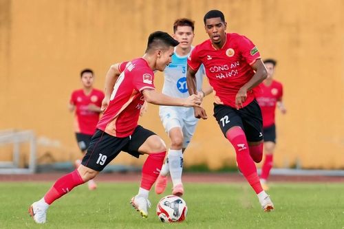 Chuyển nhượng V-League 2024/25: CAHN vẫn... 'bạo chi' nhất
