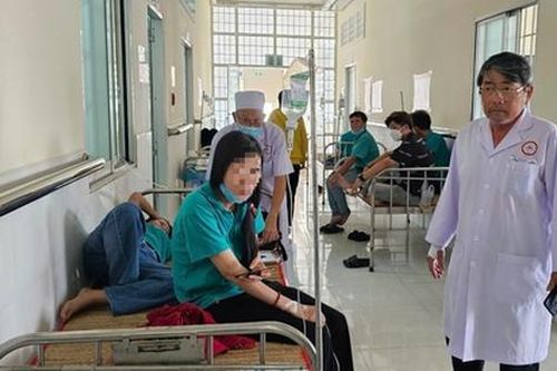 Xử lý vụ nghi ngộ độc khiến hơn 215 người nhập viện ở Vĩnh Long
