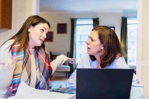 Xử lý thế nào khi con cái trưởng thành vẫn... sống bám cha mẹ?