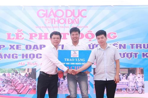 Báo GD&TĐ đón nhận nhiều tấm lòng hỗ trợ xe đạp tặng học sinh nghèo vượt khó