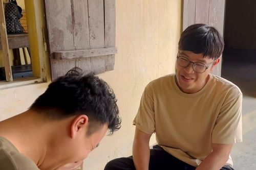 'Cười đau bụng' với hình ảnh, clip không có trên sóng của 'Vui lên nào anh em ơi'