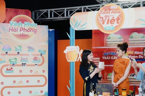 Bí quyết triệu view của chuỗi livestream đặc sản Tinh Hoa Việt Du Ký