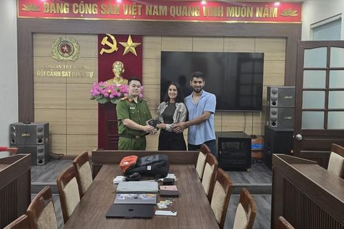 Nhanh chóng tìm lại tài sản bị mất cho du khách nước ngoài