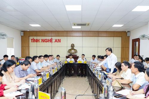 Phó Chủ tịch Thường trực UBND tỉnh Nghệ An chủ trì phiên tiếp công dân định kỳ tháng 8