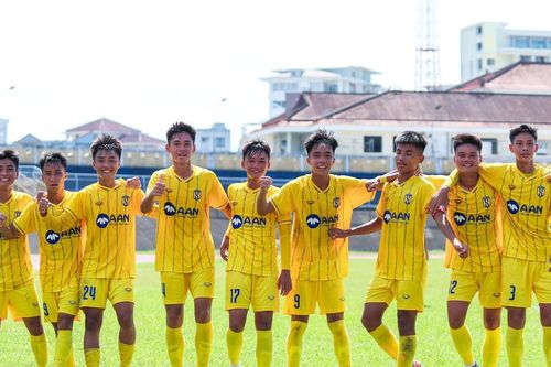 Thắng U15 Huế, U15 Sông Lam Nghệ An củng cố ngôi đầu bảng