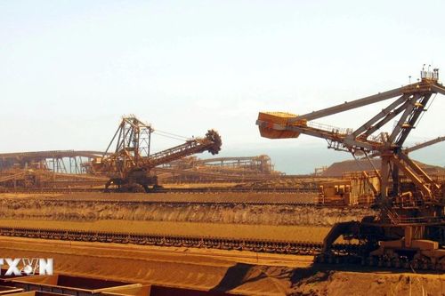 Giá quặng sắt giảm xuống mức thấp nhất kể từ năm 2022
