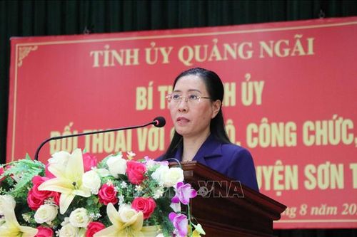 Đối thoại giữa lãnh đạo tỉnh Quảng Ngãi với cán bộ và nhân dân huyện Sơn Tịnh