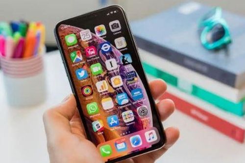Đây là iPhone màn OLED cao cấp còn được hỗ trợ iOS giá rẻ nhất Việt Nam, vẫn mượt như iPhone 15