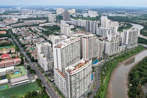 Giá nhà quá cao: Người mua chờ đợi, giao dịch giảm mạnh
