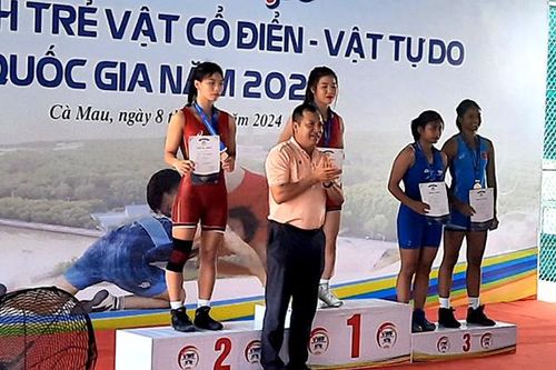 Đoàn Lai Châu đạt huy chương tại Giải vô địch trẻ vật cổ điển, vật tự do quốc gia năm 2024