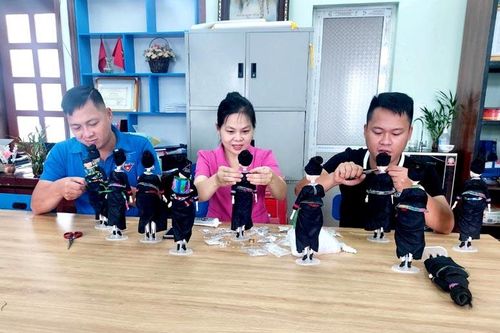 Thế hệ trẻ Xín Mần gìn giữ nét đẹp văn hóa truyền thống
