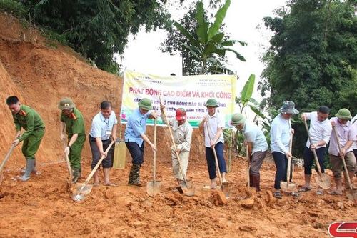 Khởi công xây dựng nhà ở cho đồng bào bị thiên tai tại huyện Thuận Châu