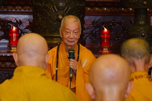 Đức Pháp chủ GHPGVN: Người tu sống trong giới luật là cách để giữ bình yên cho mình và cho Giáo hội