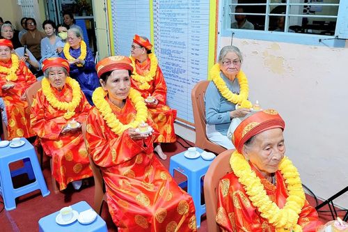 Đồng Tháp: Chùa Hải Huệ tổ chức lễ Vu lan, chúc thọ các cụ già